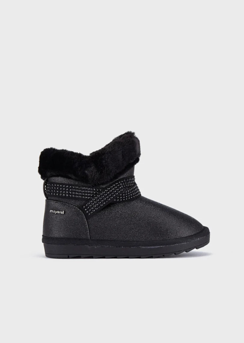Girls Black Fur Lined Boots